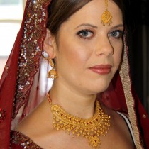 Sara Indian makeup